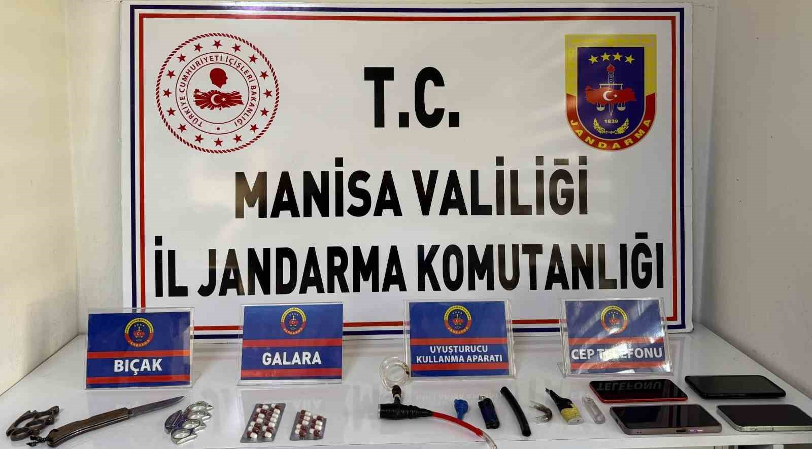 salihlide-ikamete-uyusturucu-operasyonu-4GrEAHFI.jpg