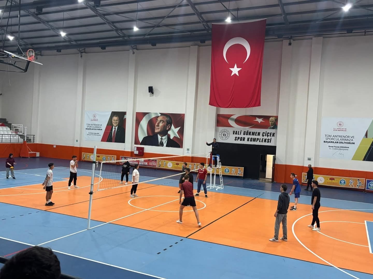 sandikli-myo-guz-donemi-voleybol-turnuvasi-sona-erdi-LSfTMBBj.jpg