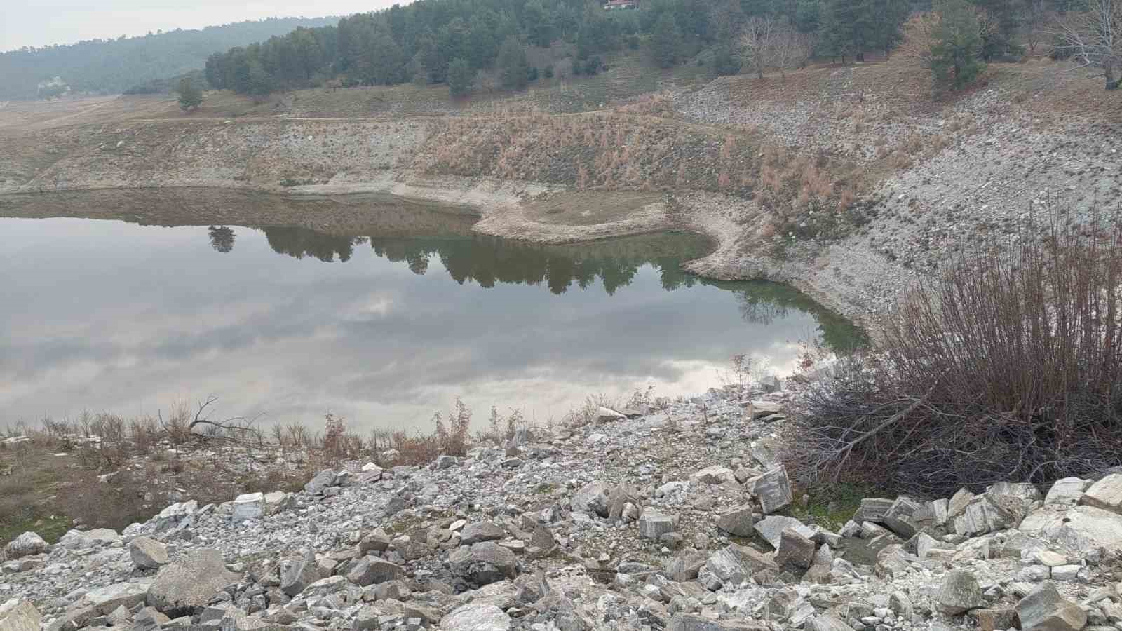 sarigolde-barajlar-kis-yagislarini-bekliyor-kDJCf4zk.jpg