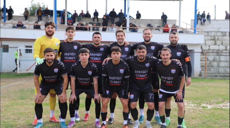 Selendi Belediyespor dörtte dört yaptı Selendi Belediyespor dörtte dört yaptı