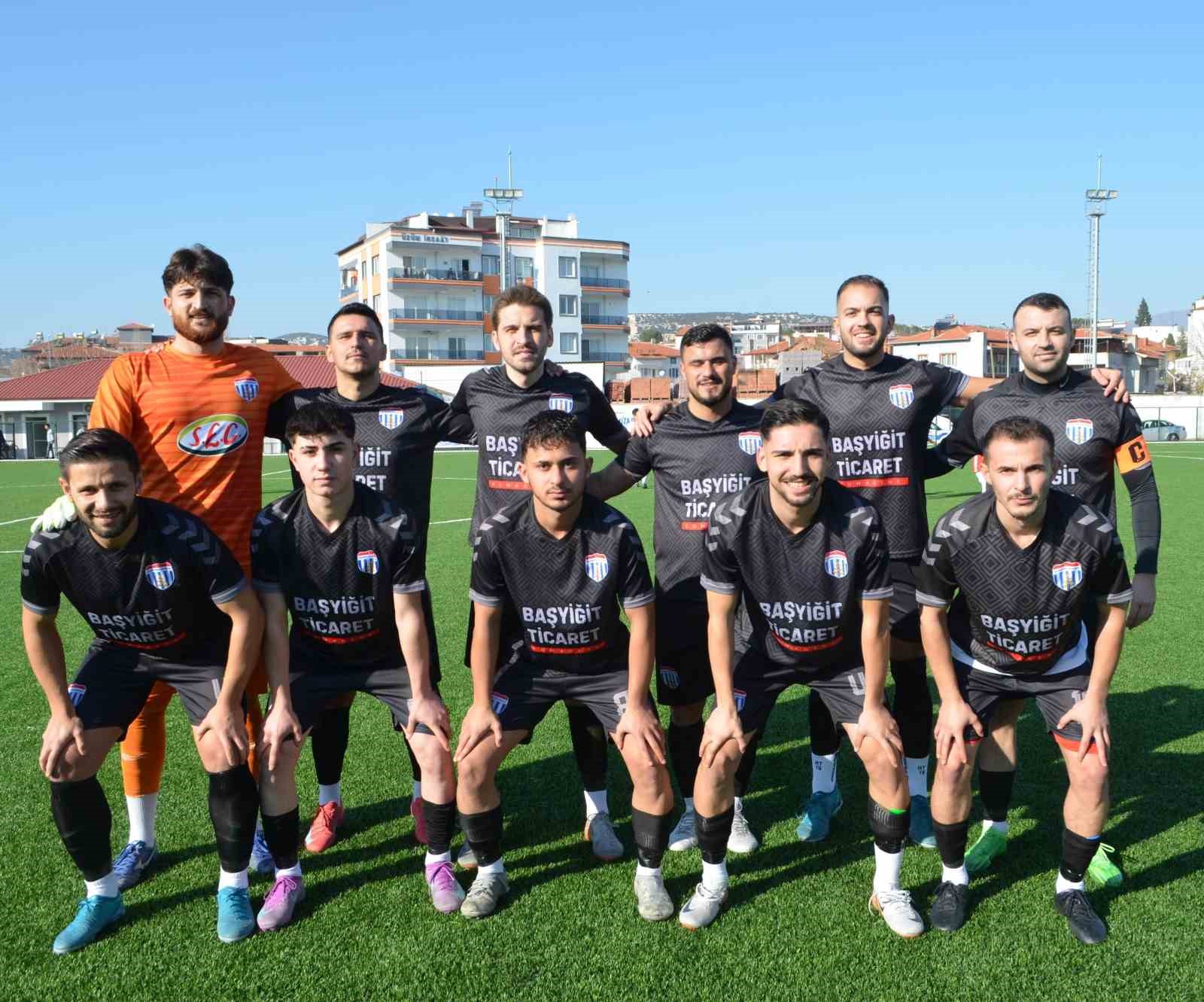 selendi-belediyespor-ucte-uc-yapti-qty1xffg.jpg