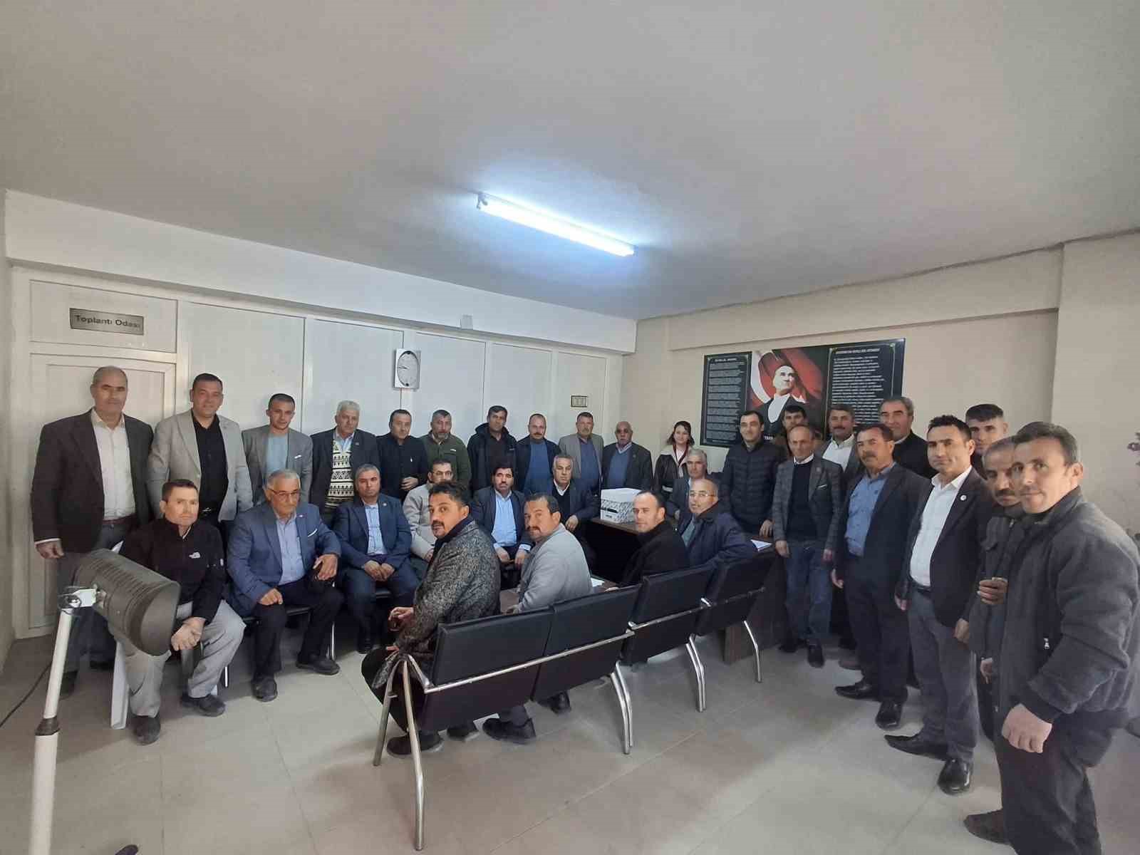 selendi-sydv-mutevelli-heyetine-iki-muhtar-secildi-jGmWrVvG.jpg