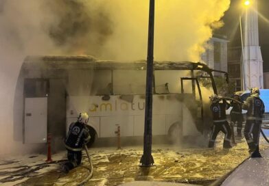 Servis şoförünün dikkati faciayı önledi, işçiler saniyelerle yanmaktan kurtuldu