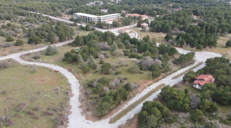 Spil Dağı Milli Parkı’na Türkiye’de ilk “Kıl Çadır Gençlik Kamp Merkezi”