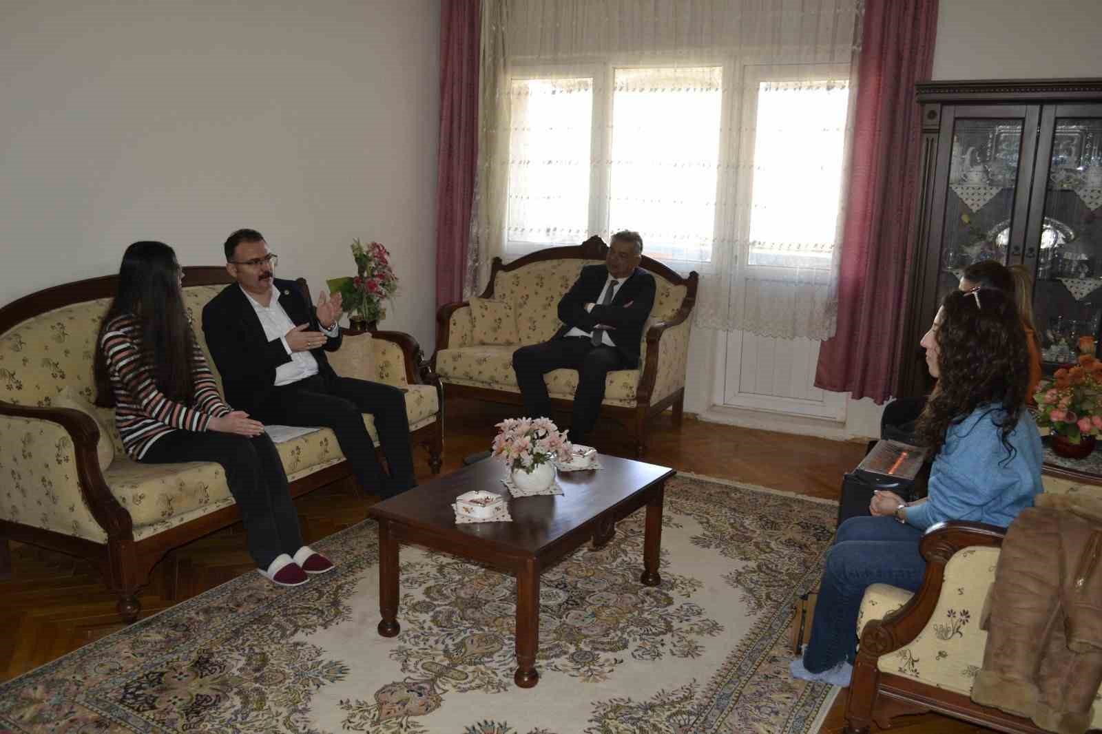 sultanhisarda-misafirim-kaymakamim-projesi-salavatli-ve-atcada-devam-etti-n16Oj2Lu.jpg