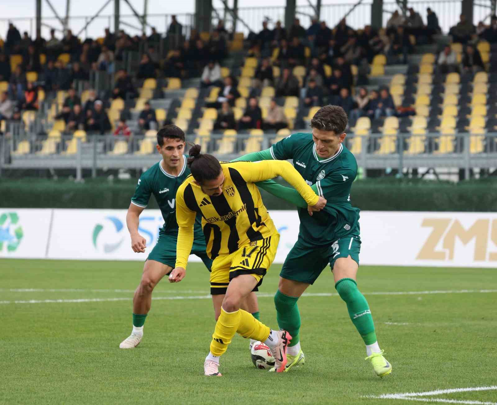 tff-2-lig-aliaga-fk-3-kirklarelispor-0-NulZjcn1.jpg