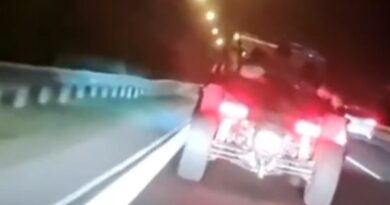 Trafikte tehlikeli hareketler yapan sürücü yakalandı