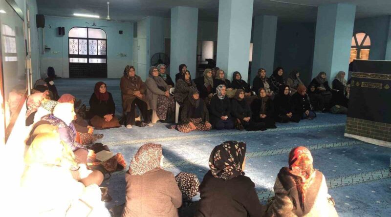 Ümreye gidecek vatandaşlara bilgilendirme semineri düzenlendi