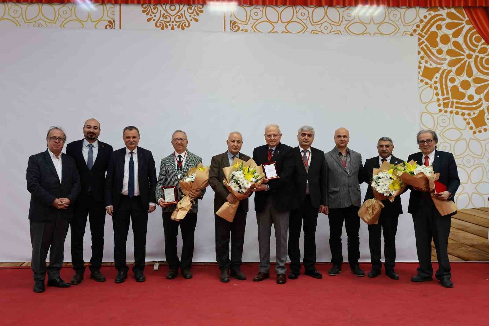 yunusemrede-kirsal-kalkinma-ve-kooperatifcilik-masaya-yatirildi-I5HWyq3B.jpg
