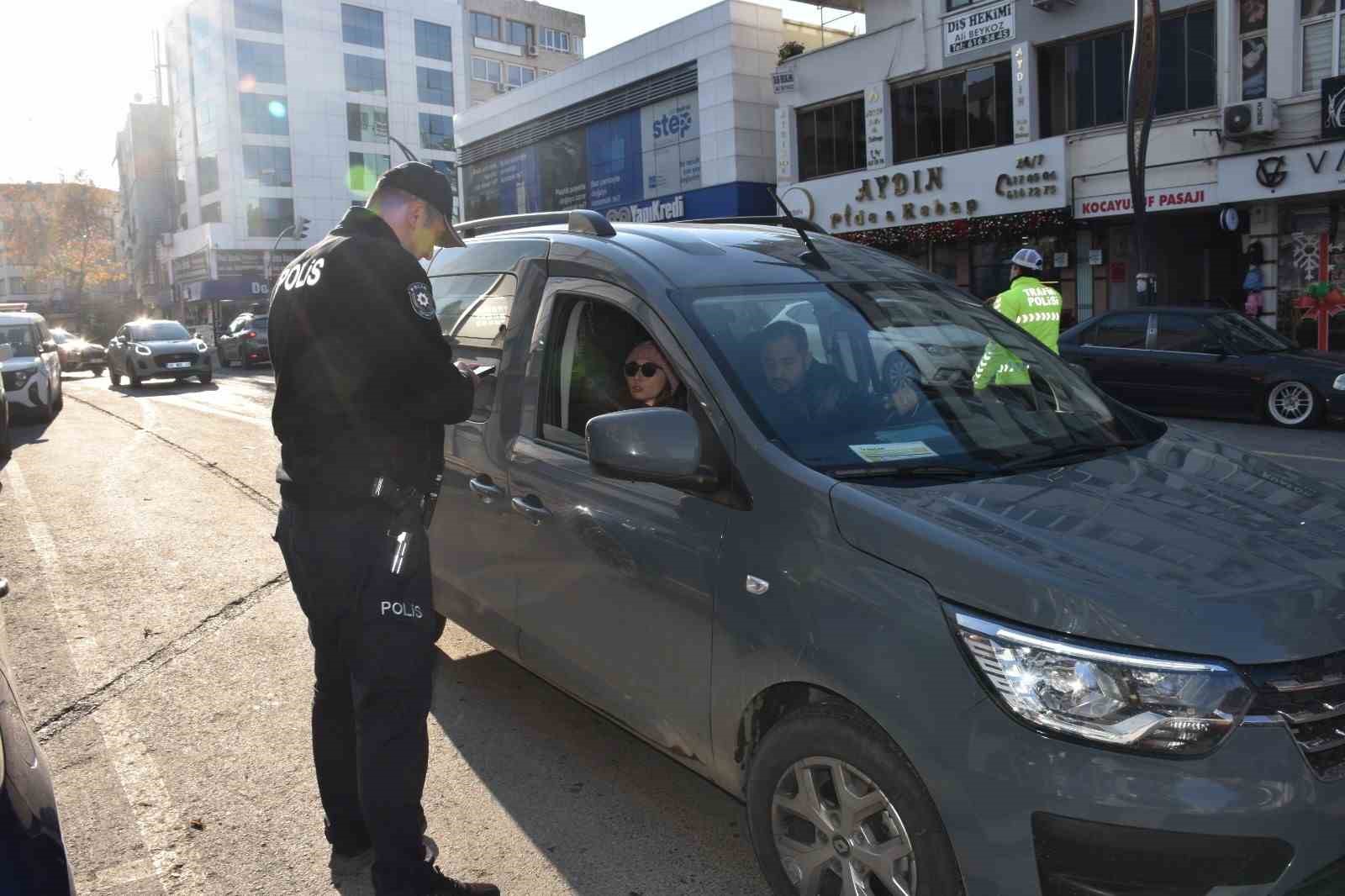 aliaga-ilce-emniyet-mudurlugunden-yilbasi-tedbirleri-q7cPyJ5P.jpg