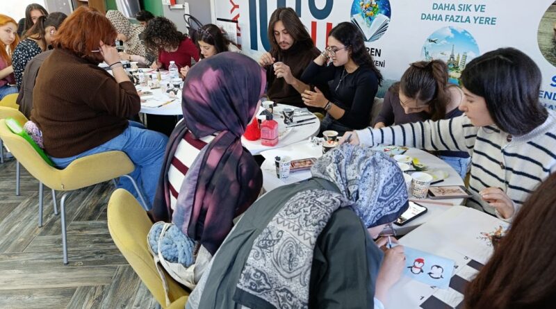 Yılın son resim atölyesi renkli anlara sahne oldu