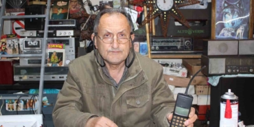 ajan-filmlerinin-uydu-telefonu-aydinda-yeniden-calisti-7vQSe95L.jpg