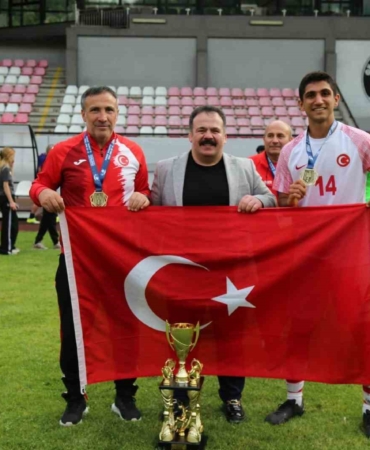 aliagali-semih-ayric-dunya-sampiyonu-oldu-mQWpfr3D.jpg