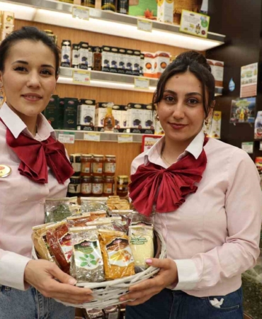 baharat-reyonlari-bayram-icin-yeniden-donatildi-ikK2r2NH.jpg