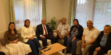 baskan-akdenizden-sehit-ailelerine-bayram-ziyareti-jdzdjl4Y.jpg