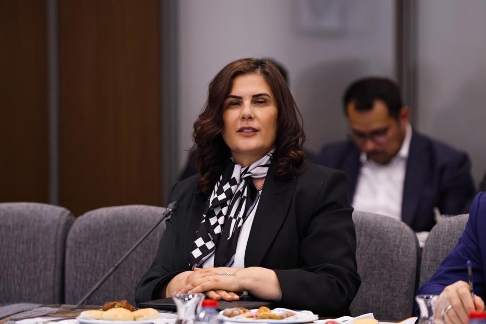 baskan-cercioglu-en-basarili-kadin-belediye-baskanlari-arasinda-fhrISR6y.jpg