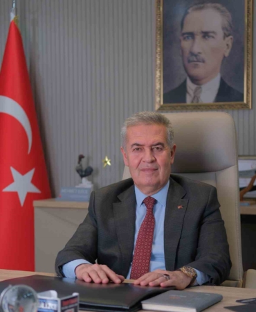 baskan-erol-bayramlar-paylasmanin-gonullere-dokunmanin-en-guzel-vesilesidir-242VV26D.jpg