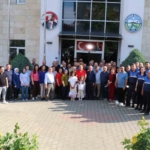 baskan-ozel-belediye-personeliyle-bayramlasti-QCJU61jv.jpg