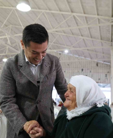 baskan-unluden-kurban-bayrami-mesaji-KfHlhijN.jpg