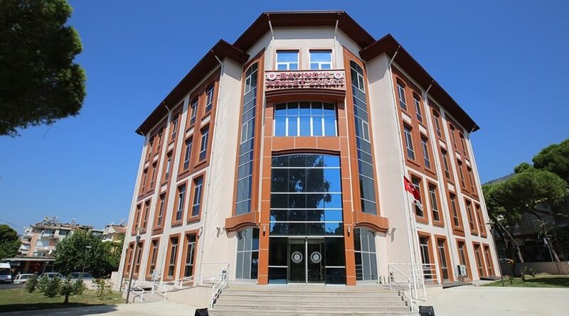 Bayındır’da yasa dışı bahis operasyonu: 3 tutuklama