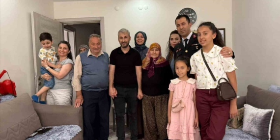 bayramda-sehit-aileleri-ve-gazilere-vefa-seferberligi-KAGPOljT.jpg