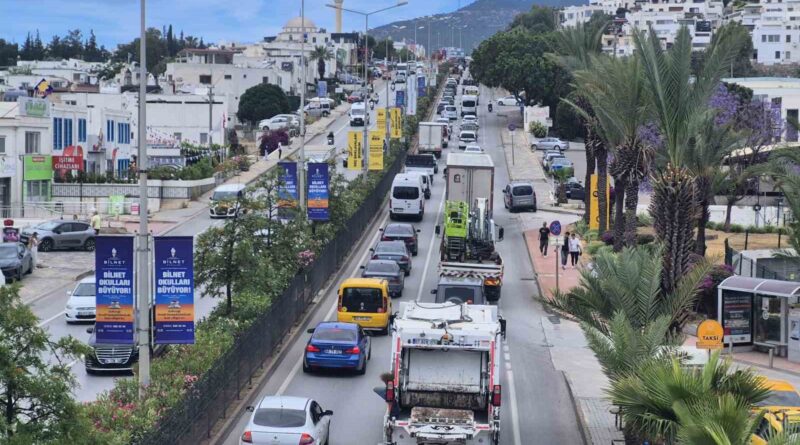 Bodrum’a 24 saatte 20 bin araç giriş yaptı