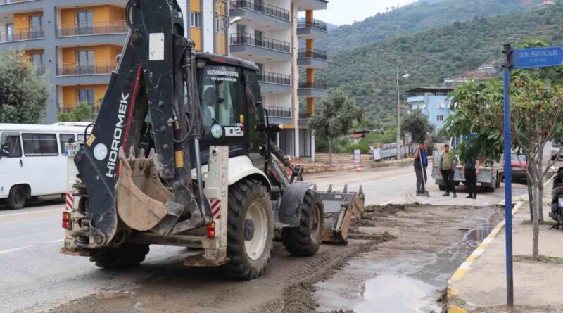 Bozdoğan’da yağışın izleri siliniyor