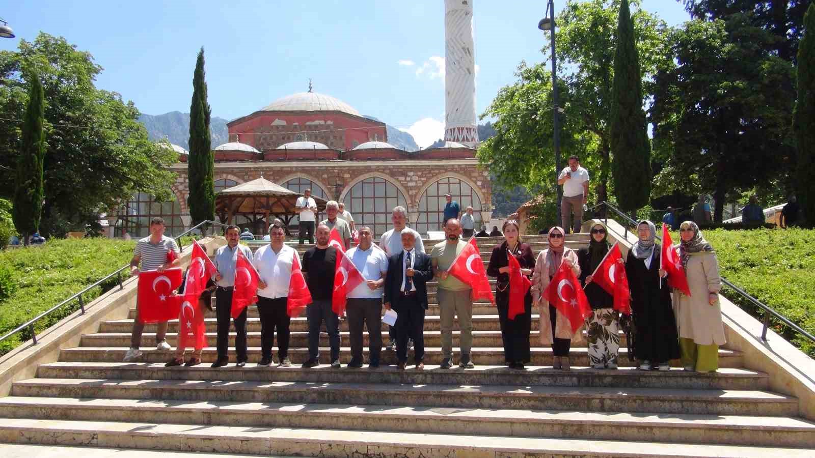 buyuk-aile-platformundan-temiz-ekran-hareketi-cagrisi-Om1DNCGw.jpg
