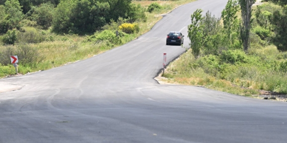 buyuksumbuller-ile-ortakoy-arasindaki-yol-sicak-asfaltla-yenilendi-jdW2j6Tn.jpg
