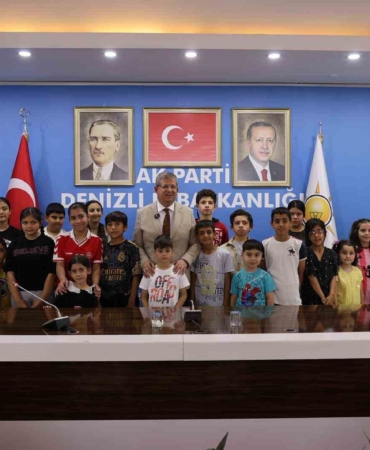 cocuklar-bayram-coskusunu-ak-parti-denizli-il-baskanliginda-yasadi-ljD1aKZ9.jpg