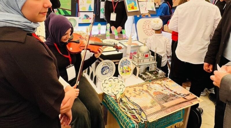 Denizli’de ‘Vakti Kuşanmak’ projesi büyük ilgi gördü