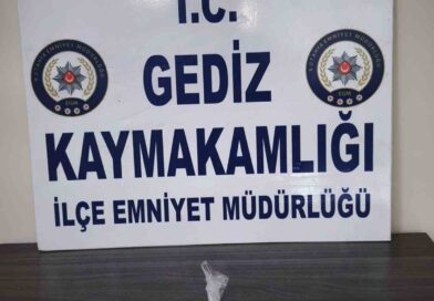 Gediz’de polis uyuşturucuya geçit vermiyor Gediz’de polis uyuşturucuya geçit vermiyor