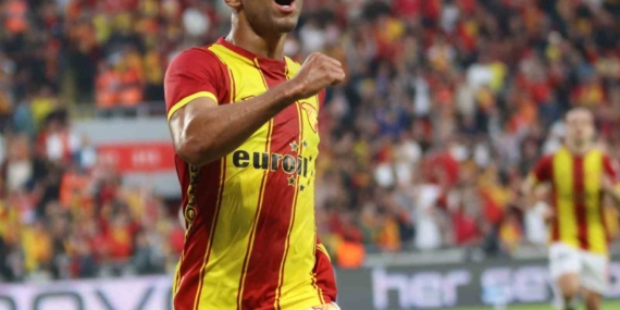 goztepe-lille-ile-juan-icin-gorusuyor-H1F7PNkd.jpg