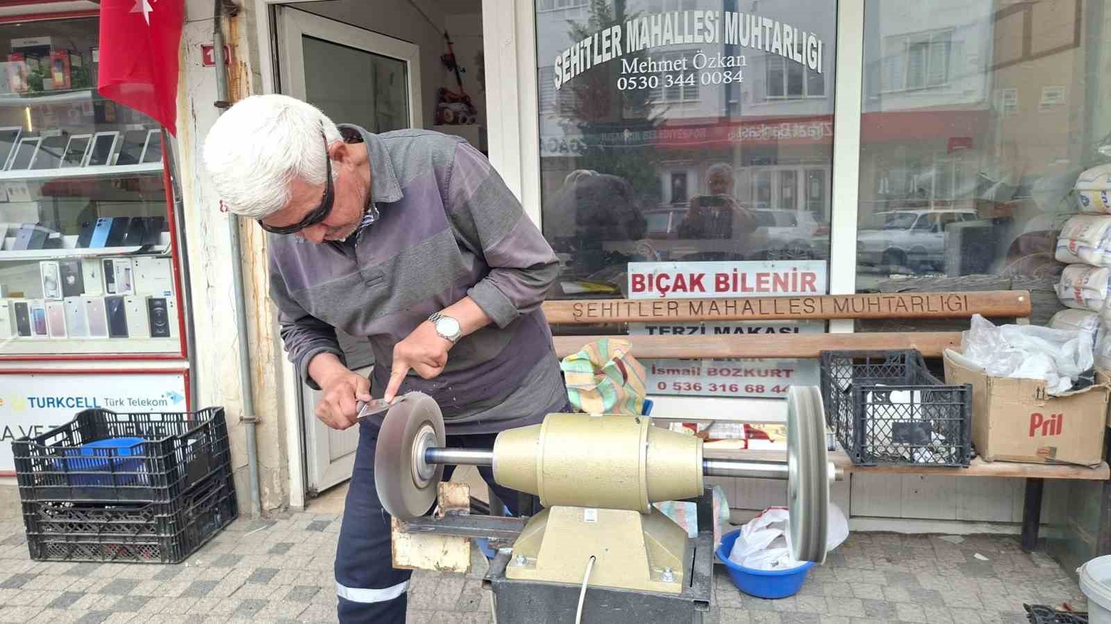 hisarcikta-bicakcilarin-yogun-mesaisi-fJtfGyJe.jpg