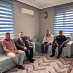 kaymakam-gundogdu-sehit-aileleri-ve-gazilerle-bayramlasti-NNI96F2D.jpg