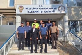 kaymakam-polat-bayram-mesaisindeki-personeli-yalniz-birakmadi-sC9ulunY.jpg