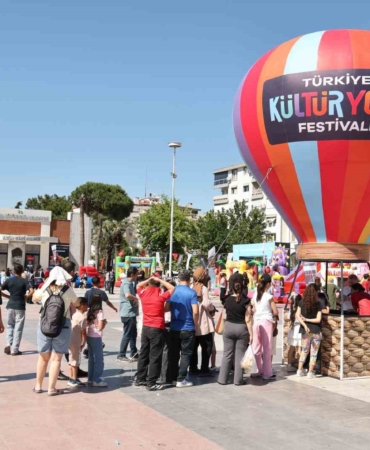 kultur-yolu-festivali-coskusu-manisaya-damga-vurdu-3Y3XkML3.jpg
