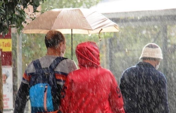 meteorolojiden-aydinda-gok-gurultulu-saganak-uyarisi-xtI5dEl7.jpg
