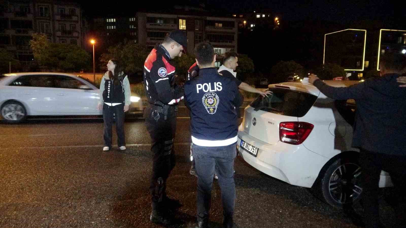 mugla-polisinden-gece-operasyonu-gibi-denetim-Q86FyL3I.jpg