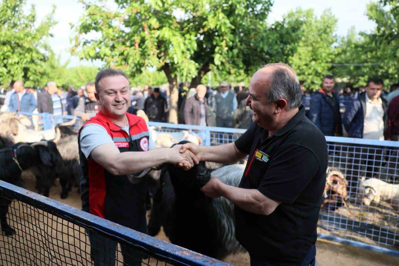 muglada-kurban-pazarlarinda-siki-denetim-W8ZLlGnu.jpg
