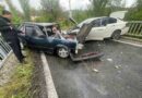 Otomobillerinin kafa kafaya çarpıştığı kazada 4 kişi yaralandı Otomobillerinin kafa kafaya çarpıştığı kazada 4 kişi yaralandı