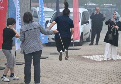 Özel bireyler piknikte gönüllerince eğlendi