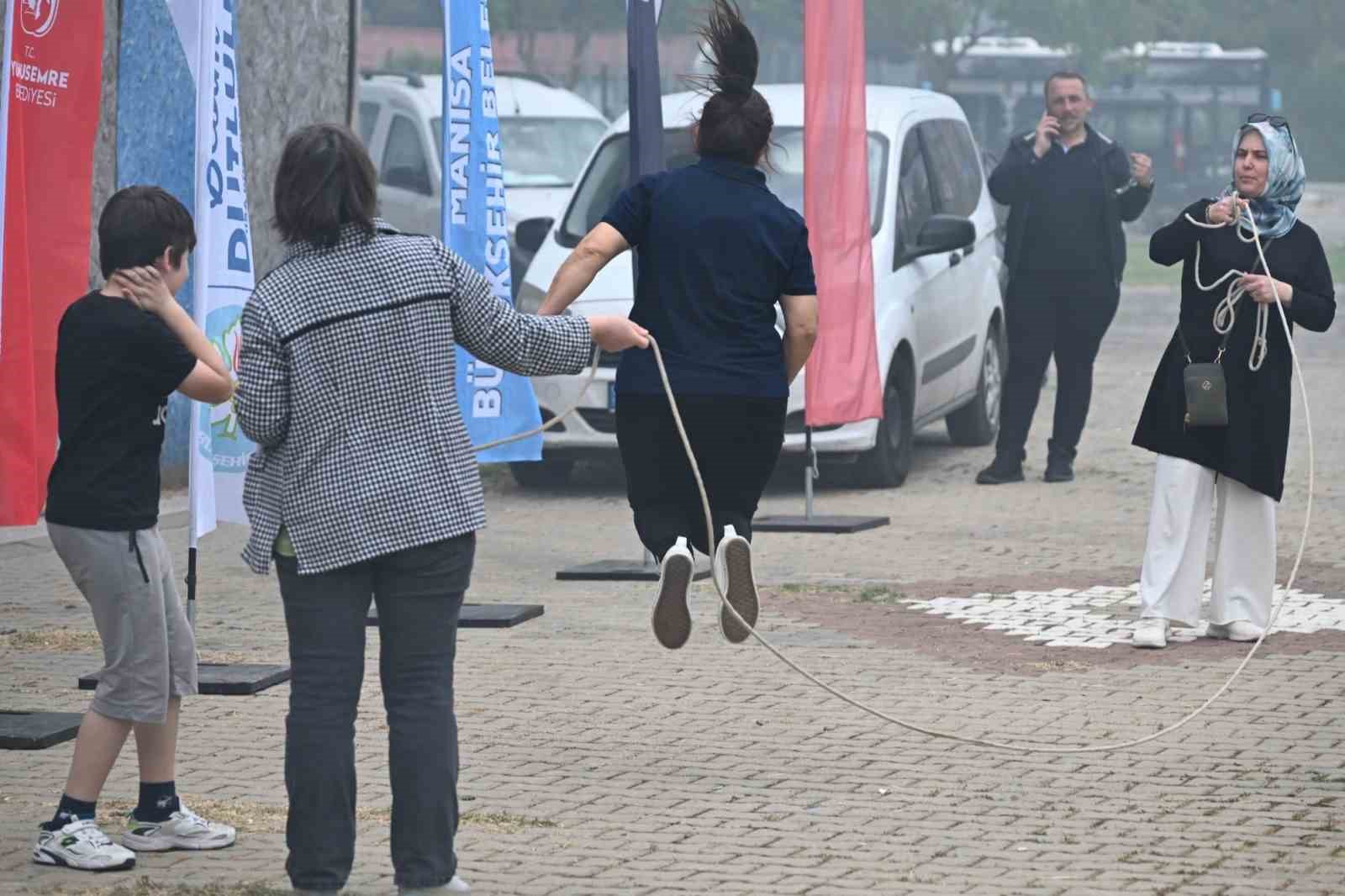 ozel-bireyler-piknikte-gonullerince-eglendi-N8H3Snru.jpg