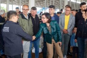 usak-belediye-baskan-vekili-ozkandan-hayvan-pazarina-bayram-ziyareti-TfZfcT3k.jpg