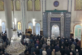 usakta-kurban-bayrami-namazi-kilindi-SbncTrt8.jpg