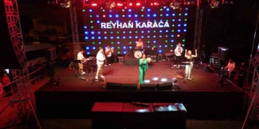 48-geleneksel-honaz-kiraz-festivalinde-reyhan-karaca-ruzgari-HLWcL6D2.jpg