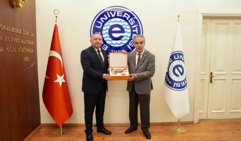 adau-heyetinden-rektor-alciya-ziyaret-kd7aJB9v.jpg