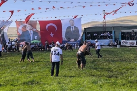 afyonkarahisarda-ata-sporu-coskusu-pehlivanlar-er-meydanina-cikti-OfcxOTQb.jpg
