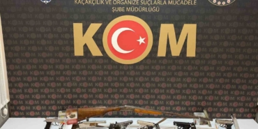 afyonkarahisarda-tefeci-operasyonu-5-gozalti-VlYABkW8.jpg