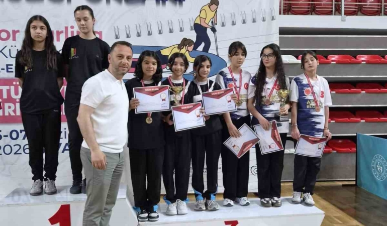 afyonkarahisarli-sporculardan-floor-curling-turkiye-sampiyonasinda-onemli-basari-Ns3s92qP.jpg